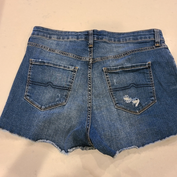 Arizona Cutt Off Shorts - Picture 2 of 3